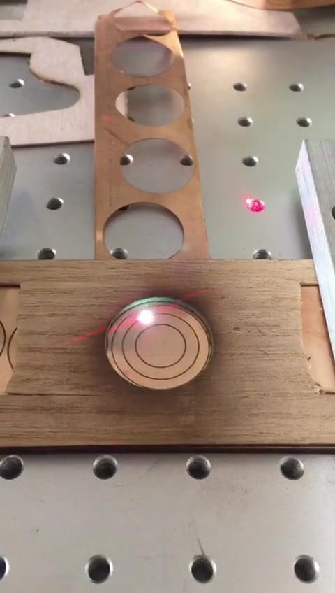 30W光纖打標(biāo)機(jī) 0.3mm銅板切割